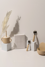 Load image into Gallery viewer, Sand Set. Bowl and lid with utensil and cup I Kiko The Label 
